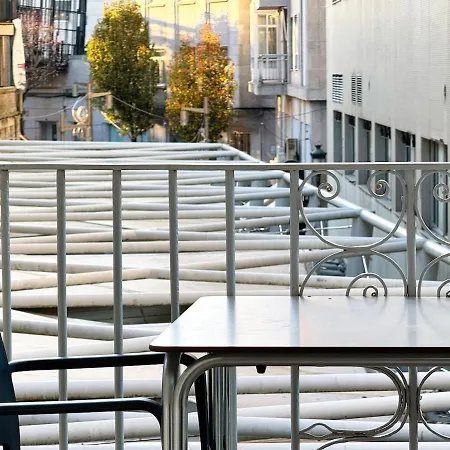 Puerto Cies - Calle De Ostras Con Terraza 3pax