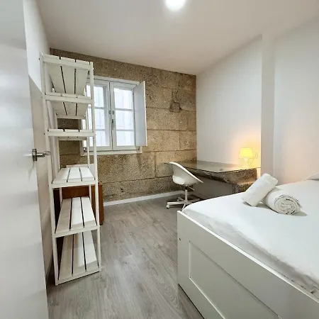 Puerto Cies - Calle De Ostras Con Terraza 3pax