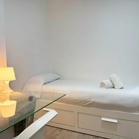 Lägenhet Puerto Cies - Calle De Ostras Con Terraza 3pax