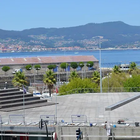 Puerto Cies - Calle De Ostras Con Terraza 3pax * Vigo