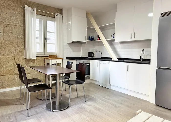 Puerto Cies - Calle De Ostras Con Terraza 3pax