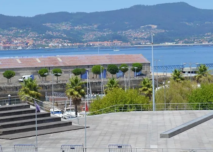 Puerto Cies - Calle De Ostras Con Terraza 3pax * Vigo