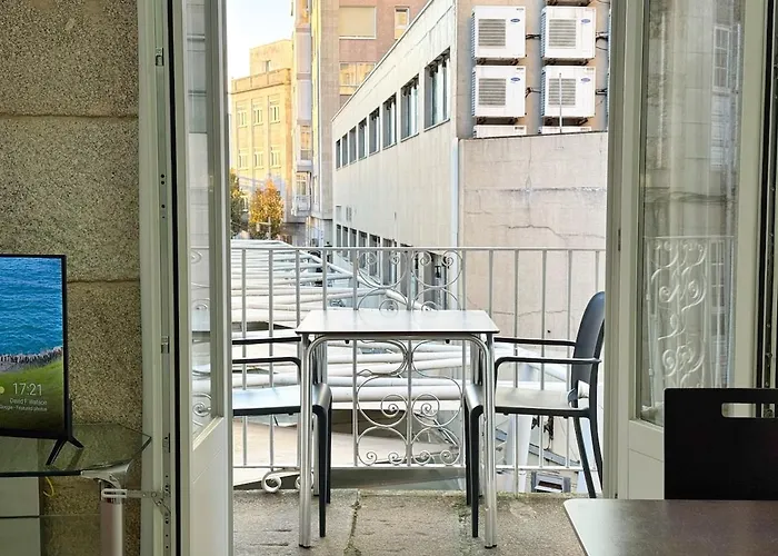 Puerto Cies - Calle De Ostras Con Terraza 3pax